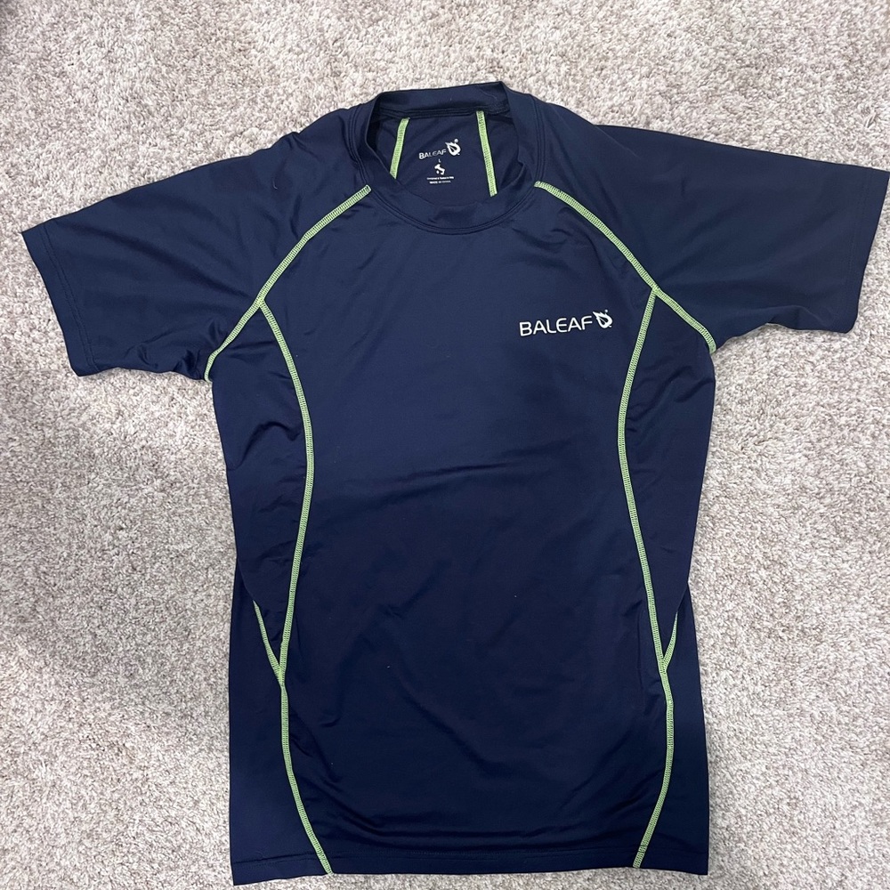 Baleaf Laureate Quick Dry Short Sleeve T Shirt- large navy w/ lime green detail